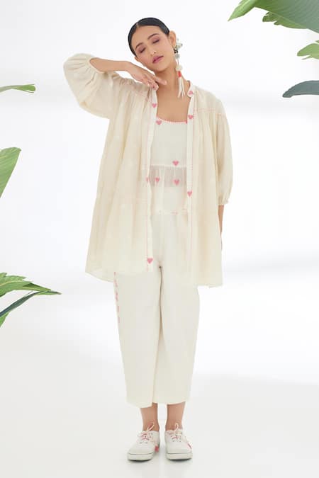 Nikasha Handwoven Jamdani Reversible Tiered Jacket 