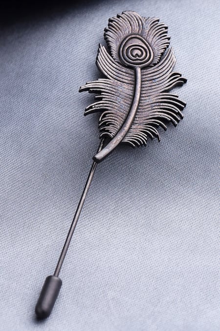 Peacock lapel store pin