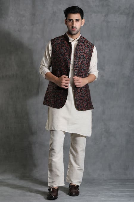 Dusala Black Pashmina Thread Embroidered Floral Bundi 