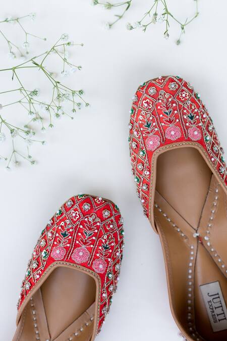 Buy Jutti Express Red Embroidered Floral Leather Juttis at Aza Fashions Buy_Jutti Express_Red Embroidered Floral Leather Juttis_at_Aza_Fashions