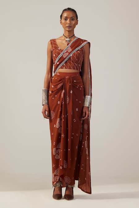 AMKA Brown Crepe Printed Floral Bandhani And Mufti Pre-draped Saree With Blouse