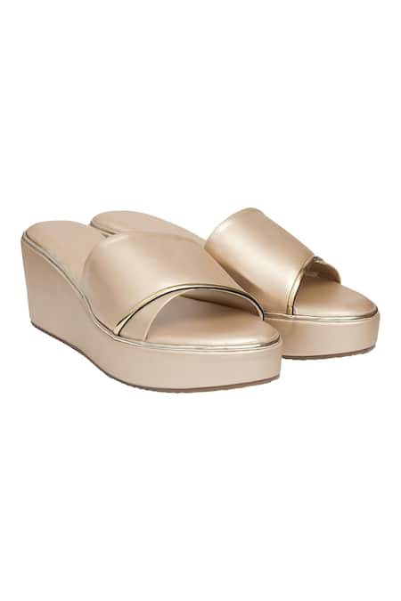 Kkarma Linda Metallic Solid Platform Wedges 