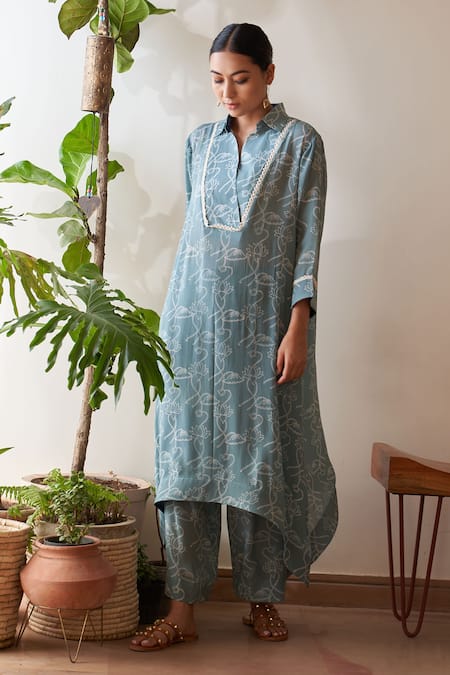Rekha Agra Blue Cotton Crepe Printed And Embroidered Floral Spread Kaftan & Pant Set