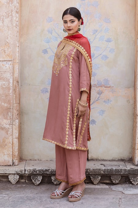 Gulabo Jaipur Peach Zardozi Kurta Set With Dupatta 