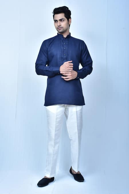 Samyukta Singhania Solid Slim Fit Kurta & Pant Set 