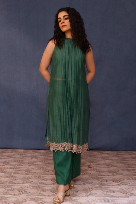 Chokhi Chorri Mona Cutwork Embroidered Hem Kurta With Pant 
