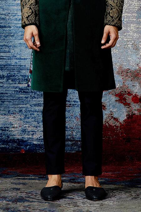 Shantnu Nikhil_Green Sherwani Velvet With Kurta _Online_at_Aza_Fashions