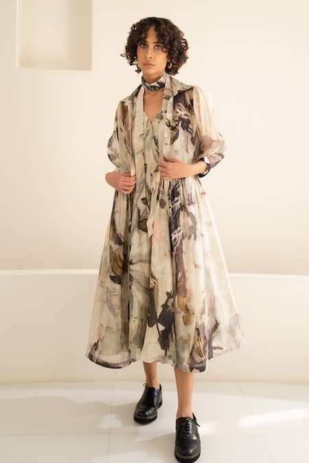 Arcvsh By Pallavi Singh Grey Organza, Linen Collared Scattered Floral Print Jacket With Dress 