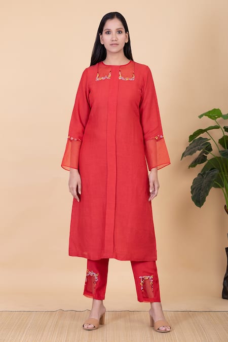 Buy Chambray & Co. Coral Silk Embroidery Round Neck Zania Organza Patchwork Kurta And Pant Set at Aza Fashions Buy_Chambray & Co._Coral Silk Embroidery Round Neck Zania Organza Patchwork Kurta And Pant Set _at_Aza_Fashions