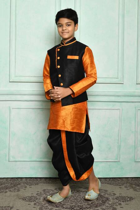 Aryavir Malhotra Black Silk Blend Overlap Bundi And Contrast Kurta Set 