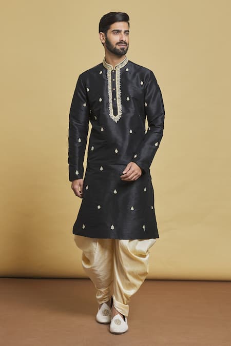 Arihant Rai Sinha Leaf Embroidered Kurta & Dhoti Pant Set 