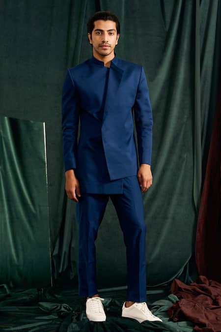 Stately Royal Blue Velvet Jodhpuri Suit - | Hangrr | Blue suit men, Mens  outfits, Designer suits for men