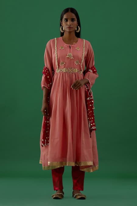 5elements Pink Silk Bodice Embroidery Pearls Round Neck Anarkali Set 