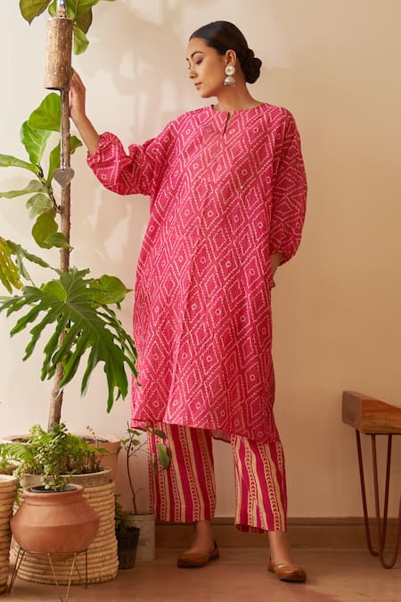 Rekha Agra Diamond Print Kurta With Pant 