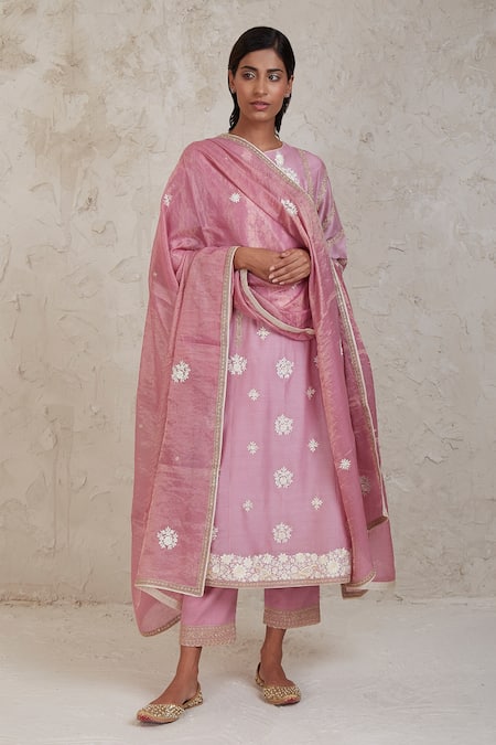 Sue Mue Pink Chanderi Embroidery Split V-neck Umaiza Gara And Dori Work Kurta Set 