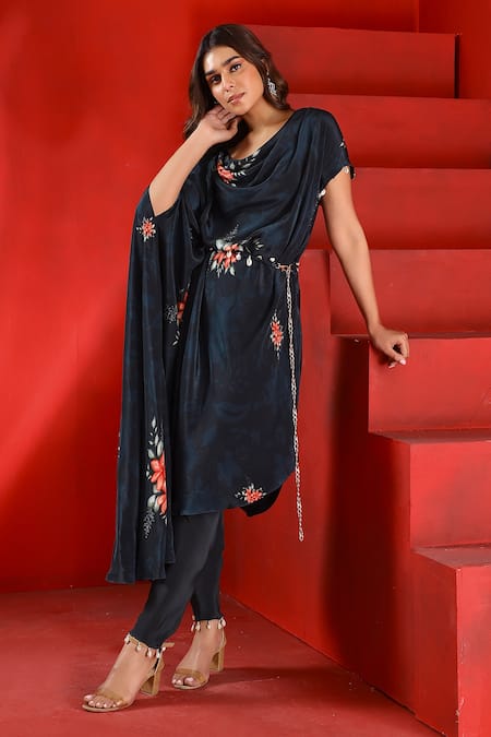 Isha Gupta Tayal Printed Kaftan Set With Belt 