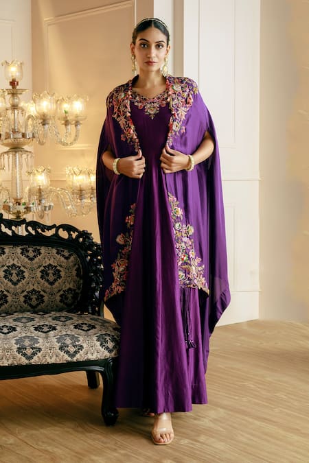 Nehha Nhata Chanderi Anarkali With Embroidered Cape 