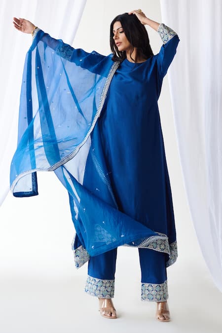 Koashee By Shubitaa Silk Embroidered Zardozi Kurta Set 
