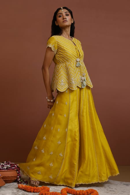 Neha Poddar Yellow Jacket Organza Embroidery Dori Round Chevron And Sharara Set
