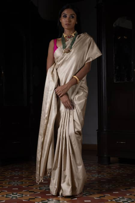 Kasturi Kundal Beige Pure Silk Geometric Motifs Billori Anchal Saree  