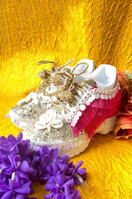 Chal Jooti White Embellished Bohemian Butterfly Wedding Sneakers 