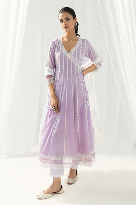 Roze Purple Kantha Cotton Embellished Lace Scallop V Neck Aria Panelled Kurta 