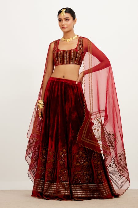 Buy_Devnaagri_Maroon Velvet And Organza Zari Square Neck Embroidered Bridal Lehenga Set _Online_at_Aza_Fashions