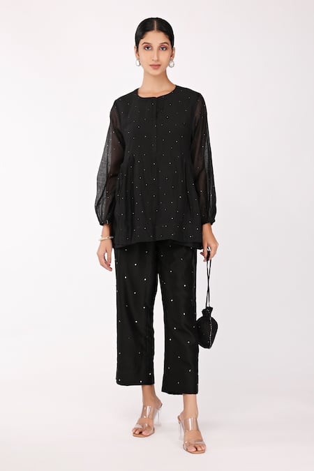 Buy Komal Shah Black Chanderi, Lining Butter Crepe Badla, Embroidered Tunic And Pant Set at Aza Fashions Buy_Komal Shah_Black Chanderi, Lining Butter Crepe Badla, Embroidered Tunic And Pant Set_at_Aza_Fashions