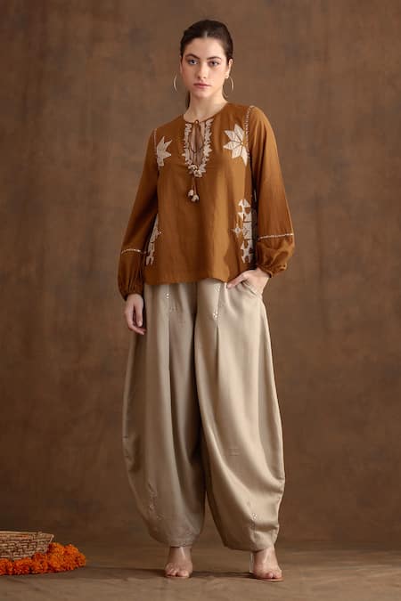 Nikasha Placement Embroidered Baggy Pant 