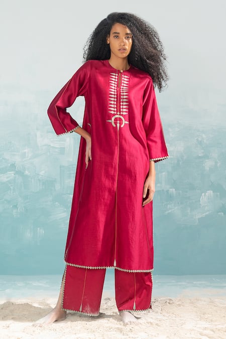 Ikai Nile Tribal Applique Work Kurta 