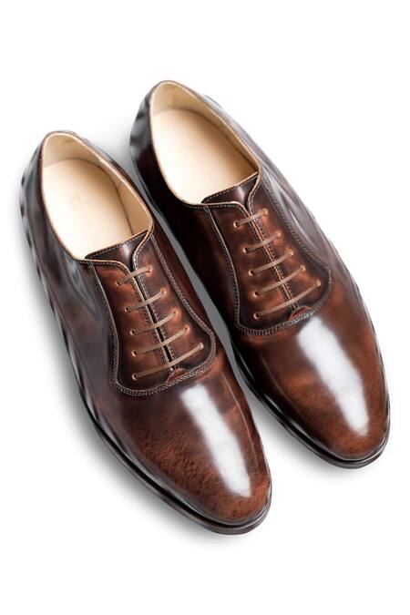 Buy Dmodot Brown Leather Oxford Shoes at Aza Fashions Buy_Dmodot_Brown Leather Oxford Shoes_at_Aza_Fashions