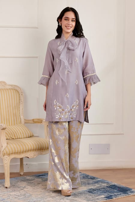 Pairaahan Chanderi Sequin Embellished Kurta With Metallic Pant 