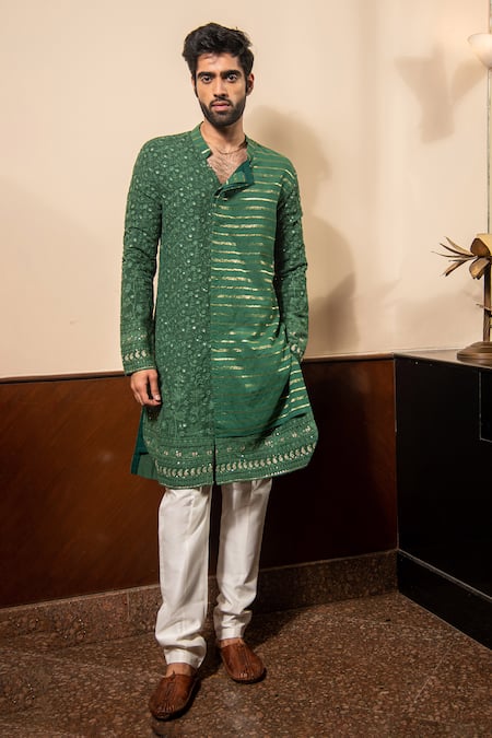 Soniya G Flower Embroidered Kurta Set 