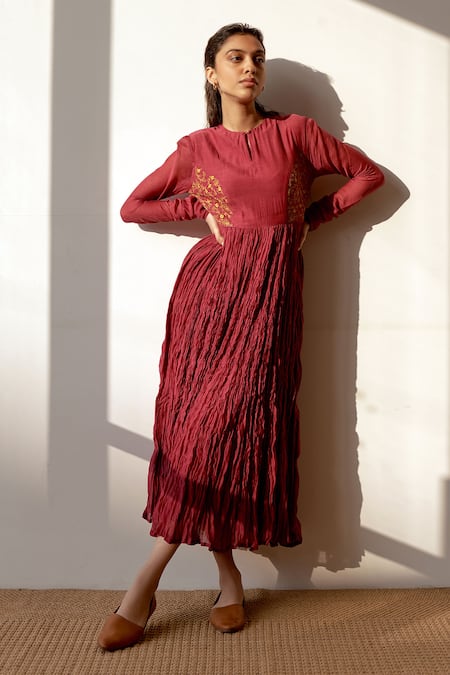 Dot Pink Chanderi Embroidery Round Neck Hand Ghoomar Anarkali 