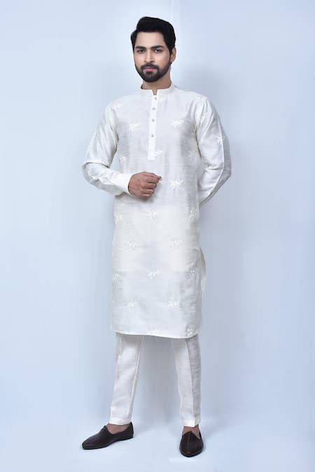 Arihant Rai Sinha Flower Embroidered Kurta Set 