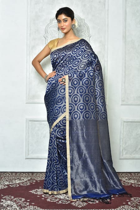 Samyukta Singhania Pure Linen Scalloped Zari Work Saree 