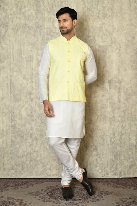 Aryavir Malhotra Paisley Chikankari Work Bundi & Kurta Set 