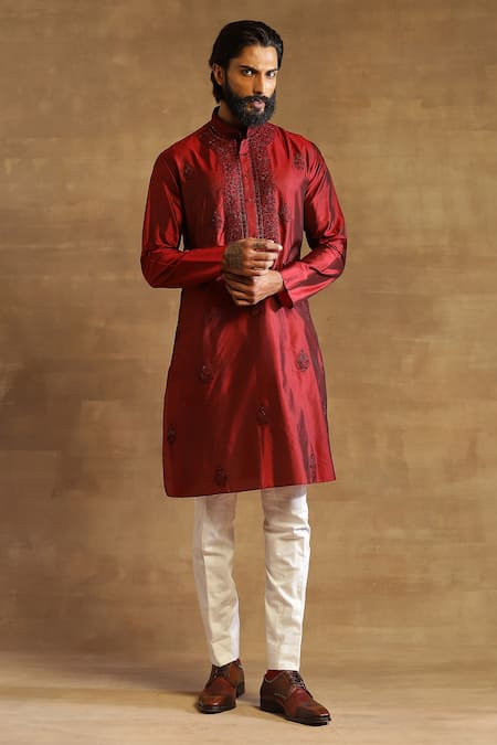 Raghavendra Rathore Jodhpur Silk Embroidered Kurta 