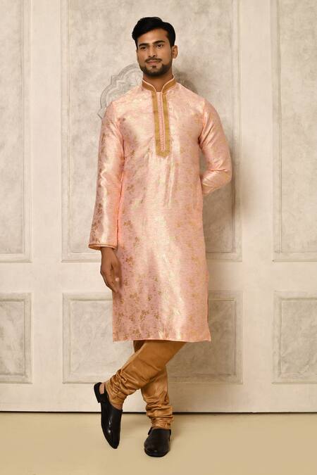 Naintara Bajaj Pink Kurta Linen Silk Woven Flower Pattern And Pyjama Set 