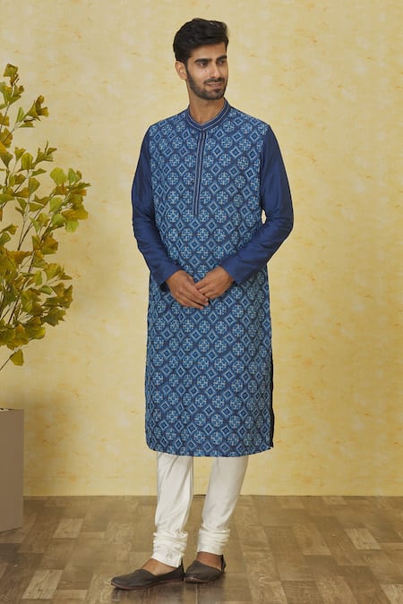 Priyanka Haralalka Kantha Stitch Embroidered Kurta Set 