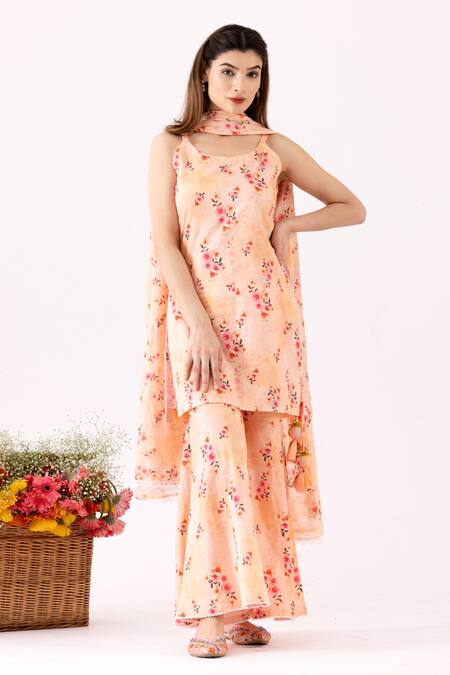 Buy Abbaran Peach Cotton Lace, Embroidery Scoop Neck Floral Print Kurta Gharara Set at Aza Fashions Buy_Abbaran_Peach Cotton Lace, Embroidery Scoop Neck Floral Print Kurta Gharara Set_at_Aza_Fashions