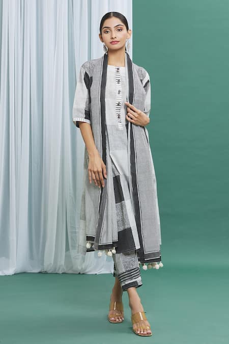 BANANA labs Cotton Straight Kurta Set 