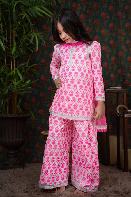 The Pony & Peony Co. Pink Cotton Printed Floral Kurta Set 