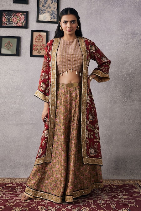 Matsya lilac lehenga with blouse and jacket – Elan Store | Lilac lehenga,  Banarasi lehenga, Desi fashion