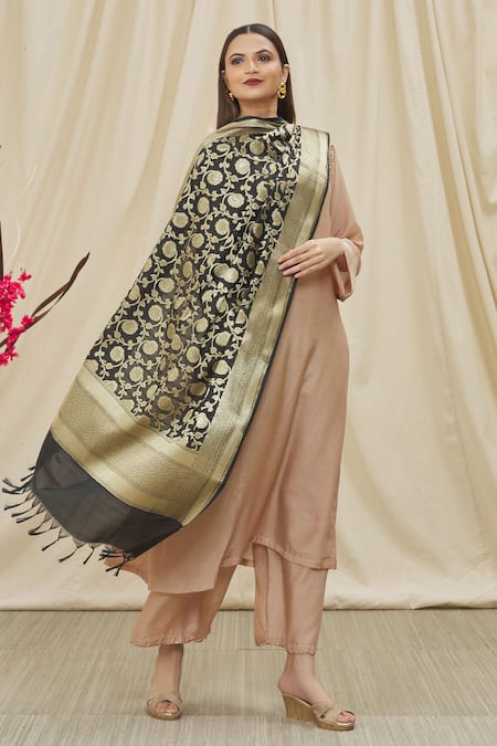 Samyukta Singhania Blossom Woven Dupatta 