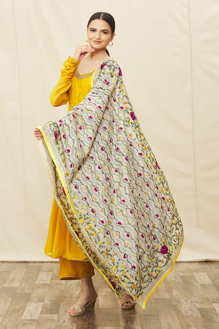 Samyukta Singhania Multi Color Silk Embroidered Phulkari Botanical Pattern Dupatta 