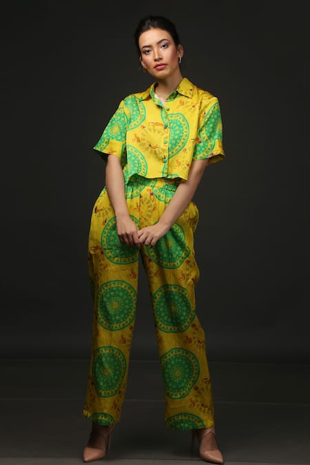 Ekastories Yellow Cotton Mandala And Cat City Resort Shirt & Pant Set 