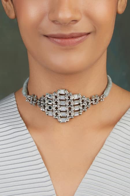 House Of Tuhina Falak Teer Mirror Studded Choker 