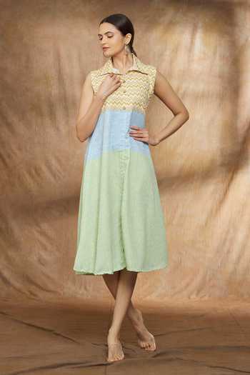 green gingham dress urban outfitters Green Gingham Starlight Midi Dress main image 0