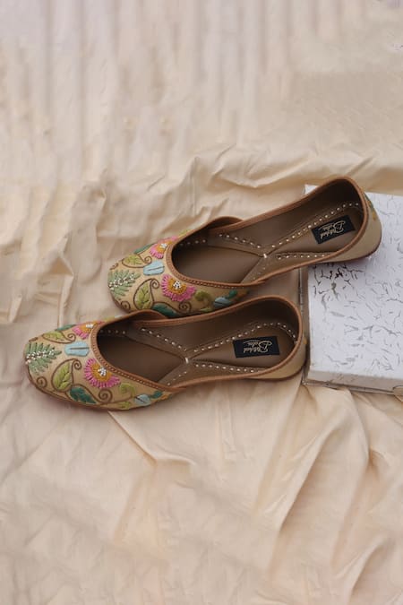 Stitched soles Spring Bloom Embroidered Juttis 